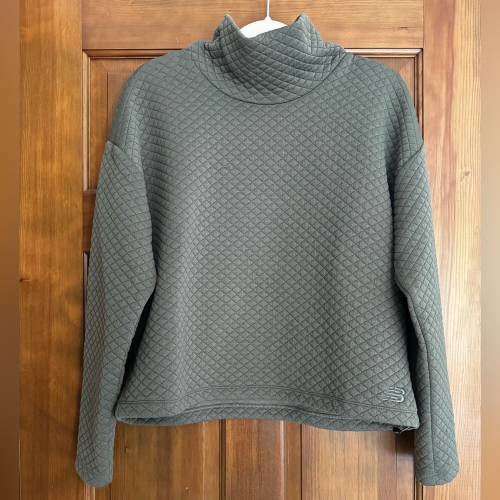 New Balance quilted pull over